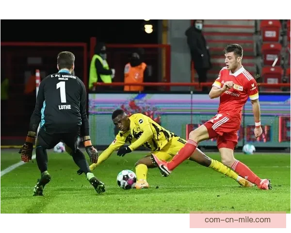 贝伦斯在欧冠主场为柏林联合打入队史首球刷新历史纪录